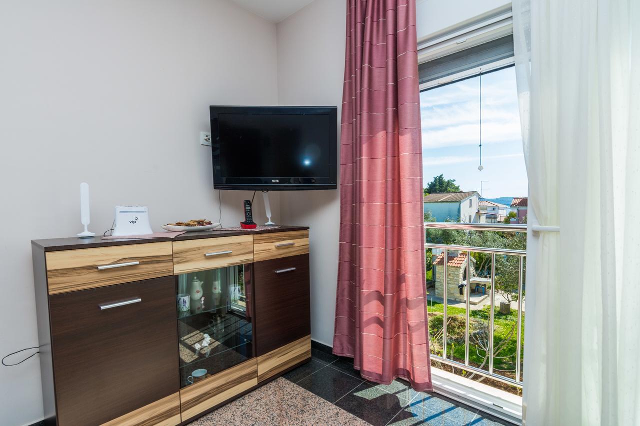Apartmani Bepo Sveti Filip i Jakov Buitenkant foto